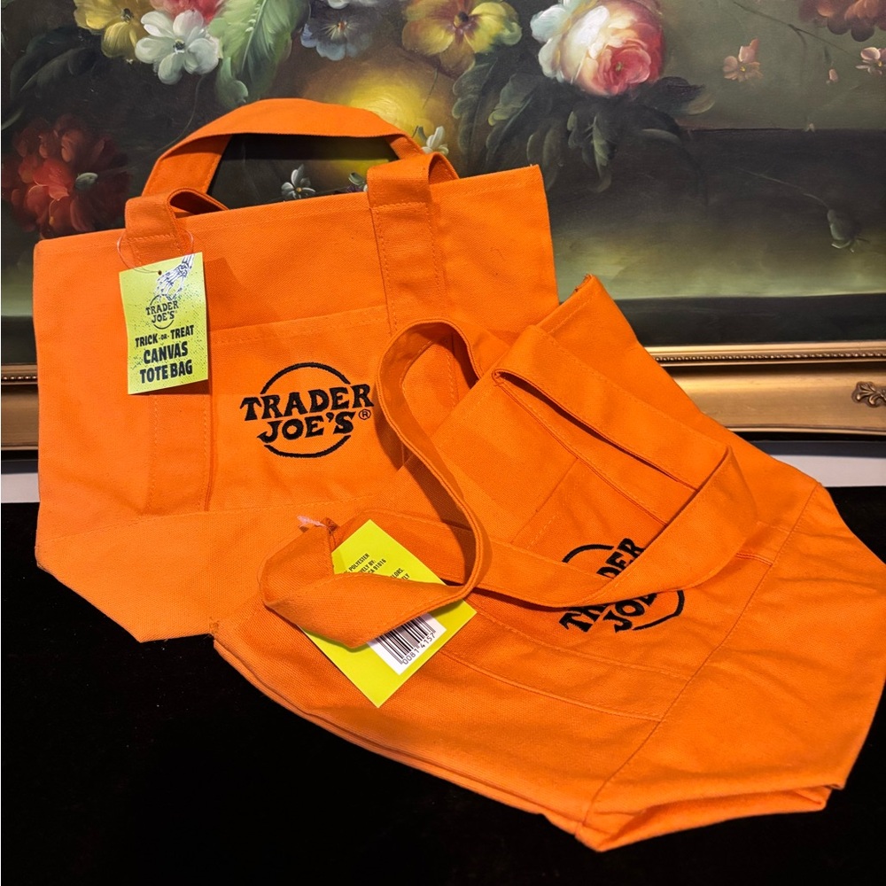 NWT Trader Joe's Halloween 2 Mini Canvas Tote Bags Trick Or Treat 2025 Orange